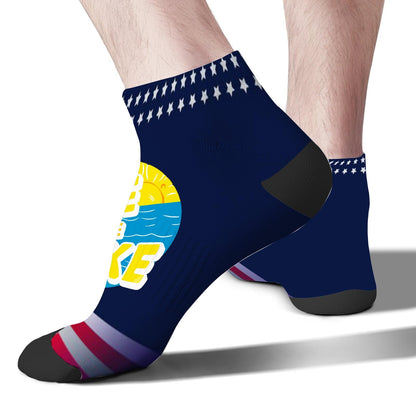 I Pee In The Lake Funny Vacation Partys Mens Crew Socks Crew Sock Women